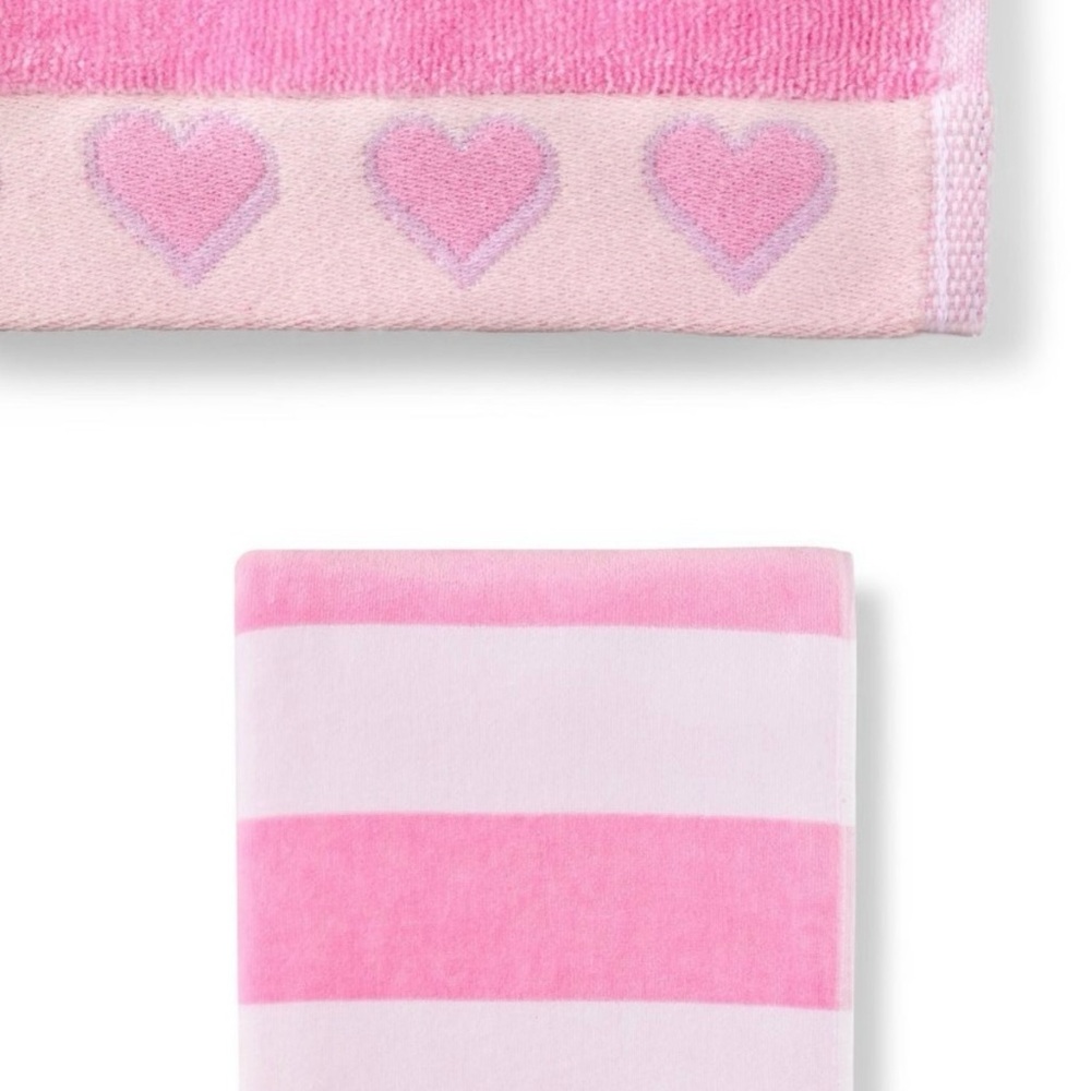 Pair of brand new with tags Stoney clover x Target towels